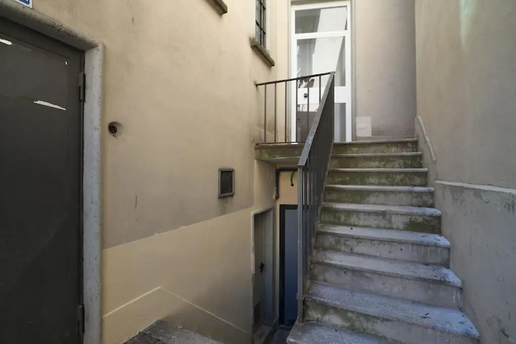 Primopiano - Jenner Daire Milano 0*,